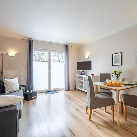 Zwo Bad Salzhausen Tiny 4 * Nidda