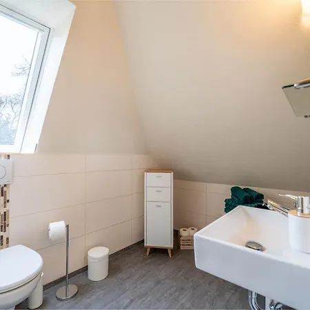 Zwo Bad Salzhausen Tiny 4